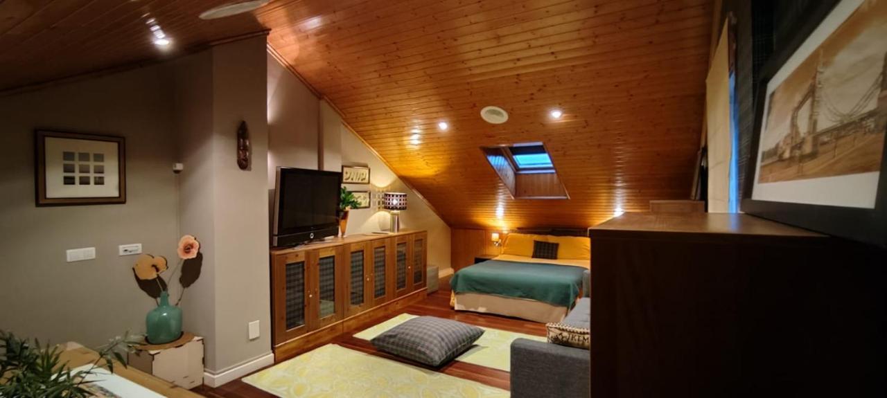 Hhc - Holidays House Compostela Santiago de Compostela Bagian luar foto