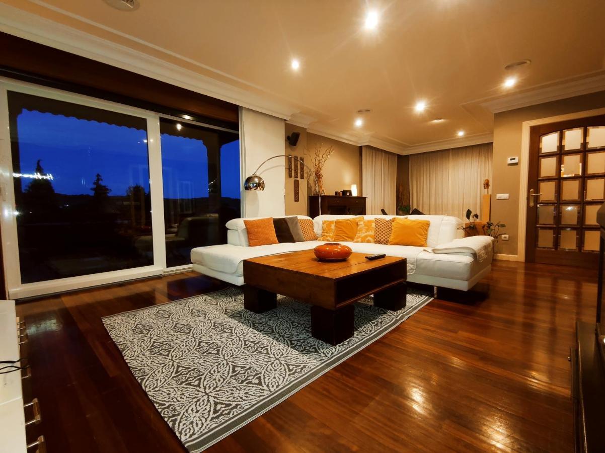 Hhc - Holidays House Compostela Santiago de Compostela Bagian luar foto